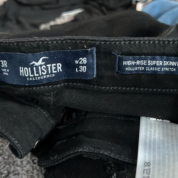 black hollister skinny jeans! - Picture 3 of 3